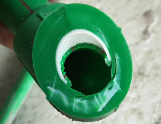 PPR沒有焊成雙眼皮會漏水嗎？截斷后我震驚了！