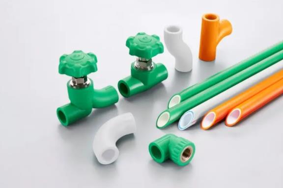 水管日豐好還是保利好？2點(diǎn)對(duì)比不分伯仲，不妨用它做選擇！